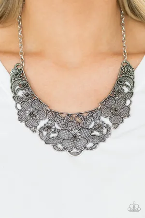 Paparazzi Accessories  - Petunia Paradise #N229 Peg - Silver Necklace